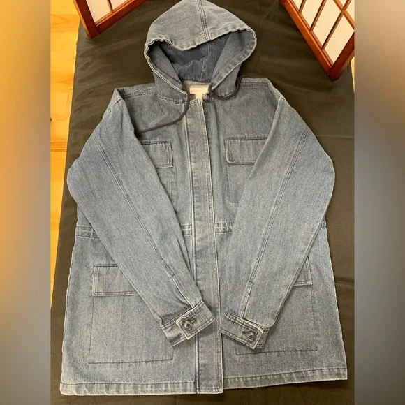 Forever 21 NWT Women's Blue Denim hooded Jacket pockets relaxed fit Size M - Picture 5 of 10